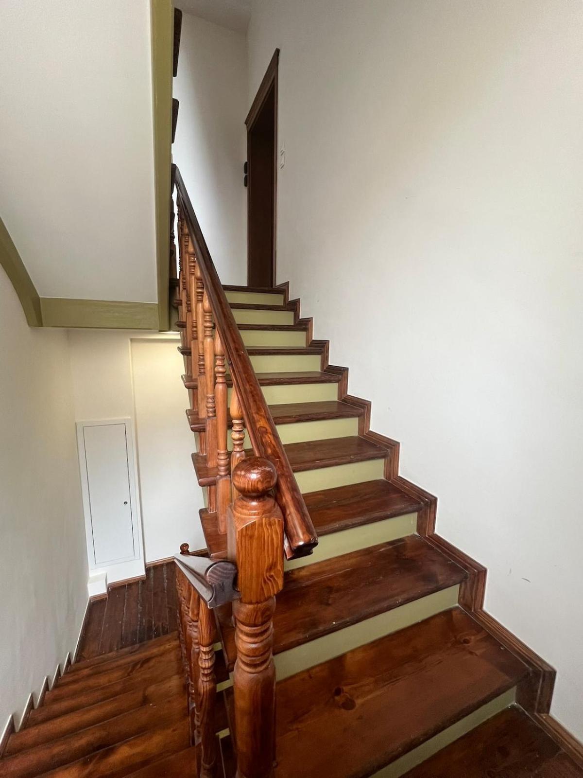 2 Apartment *